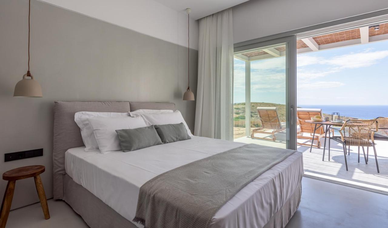 Ariadne Suites Mytakas Экстерьер фото
