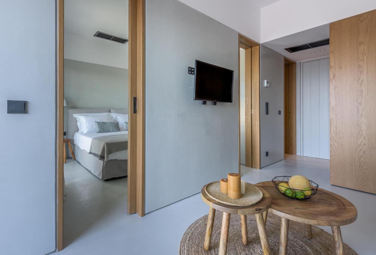 Ariadne Suites Mytakas Экстерьер фото